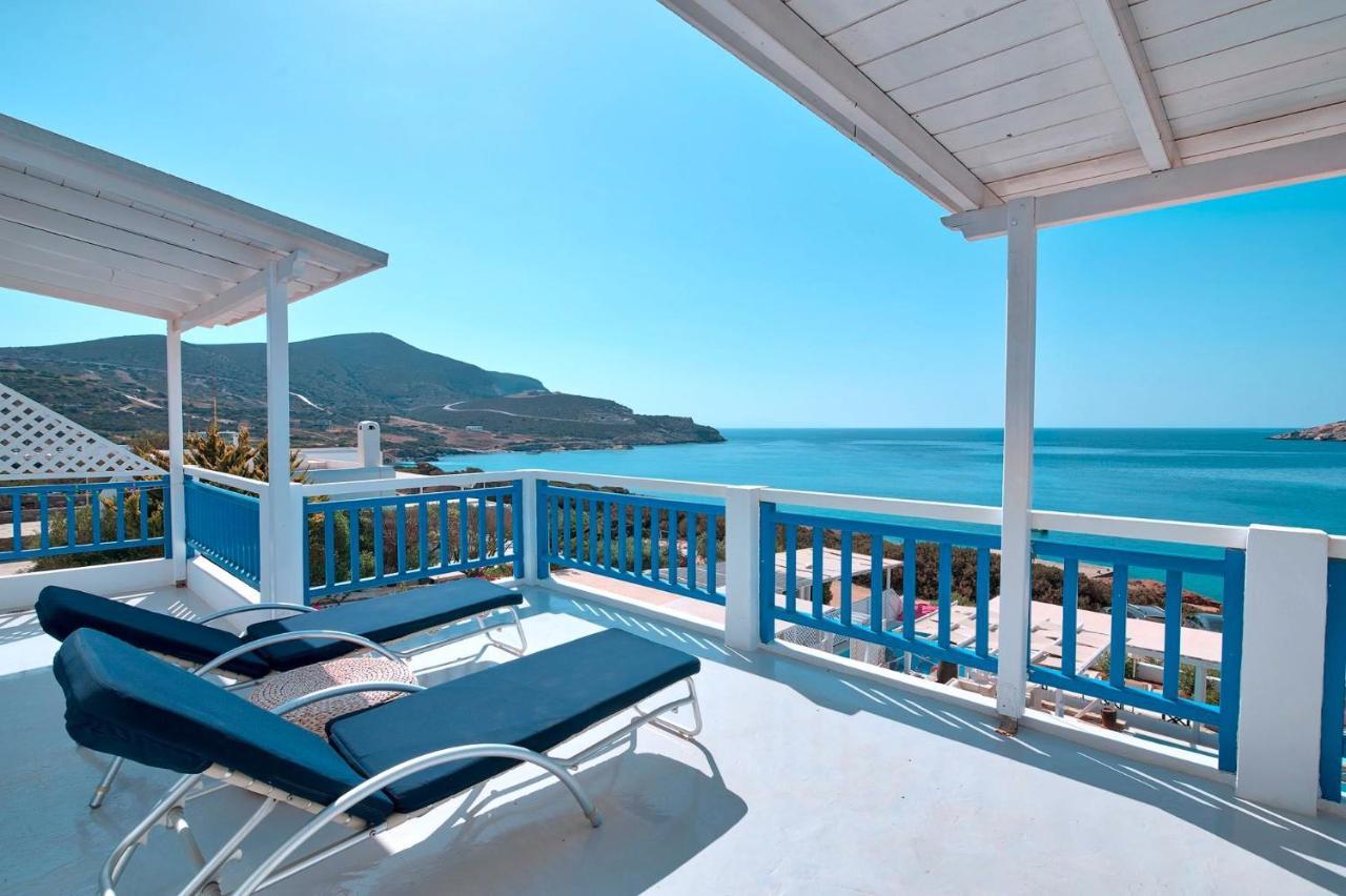 Blue Dolphin Antiparos Villas And Suites Agios Georgios  Exterior foto