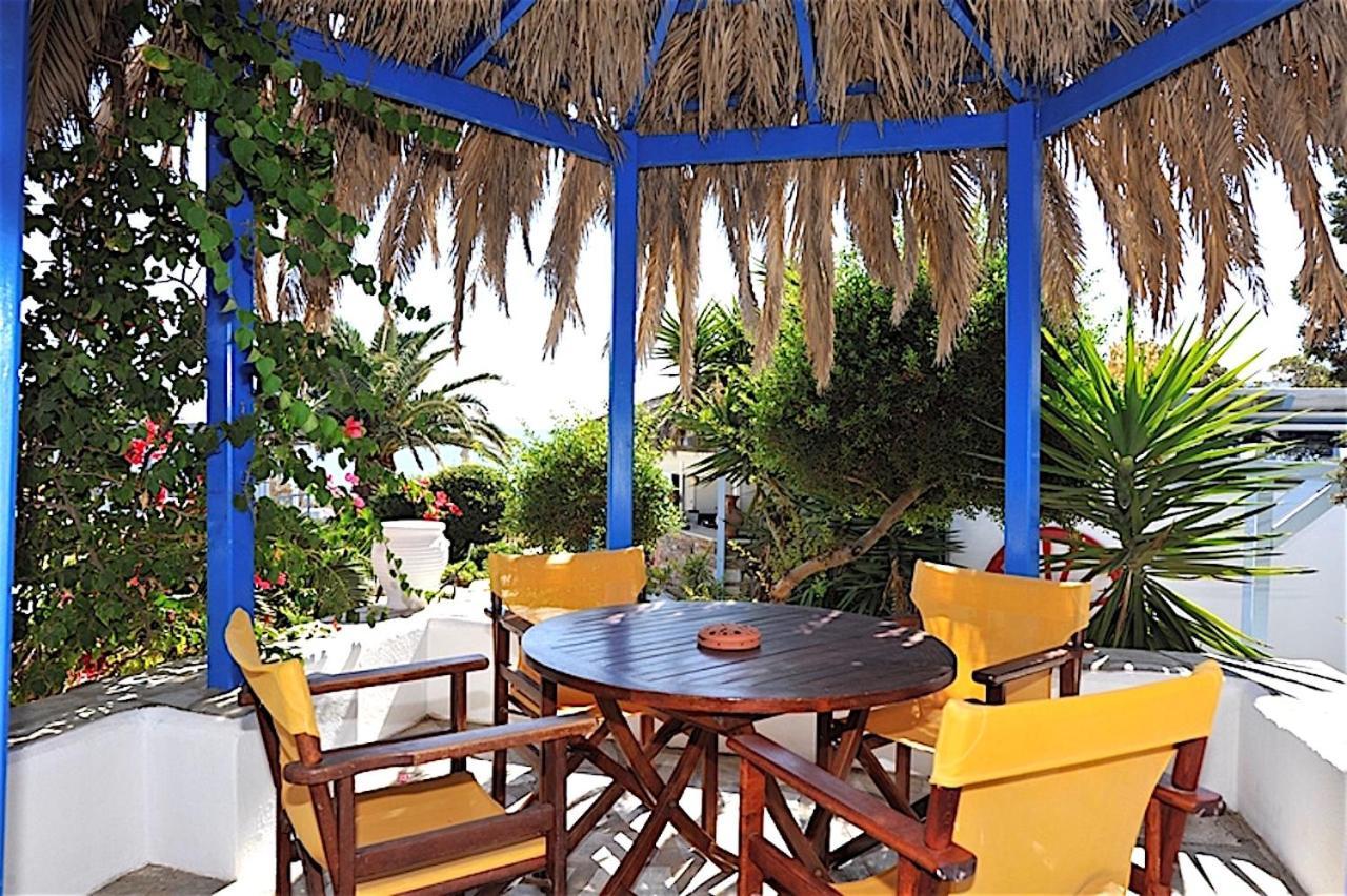 Blue Dolphin Antiparos Villas And Suites Agios Georgios  Exterior foto