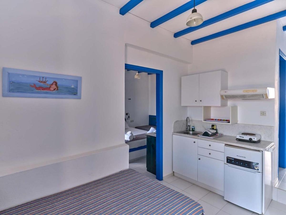 Blue Dolphin Antiparos Villas And Suites Agios Georgios  Exterior foto