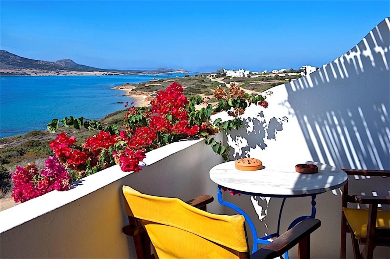 Blue Dolphin Antiparos Villas And Suites Agios Georgios  Exterior foto