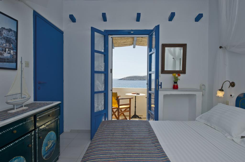 Blue Dolphin Antiparos Villas And Suites Agios Georgios  Exterior foto